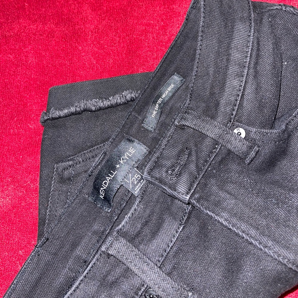 KENDALL + KYLIE HIGH RISE BLACK SHORTS